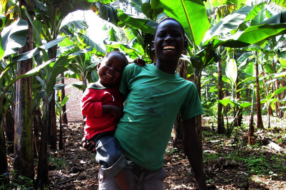 Build A Farm! Feeding children and training youth