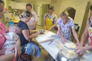 Cooking in shelter for women