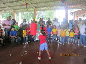 Who doesn't love a pinata?!
