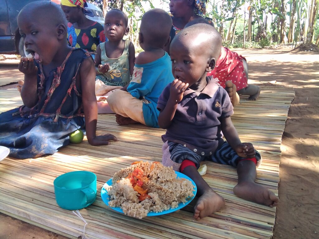 Help feed Starving Children in Aparis!
