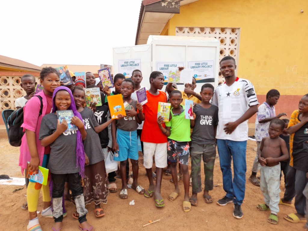 Build 30 little libraries for 30 villages in Ghana