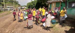 Town clean up by Healthy Schools club
