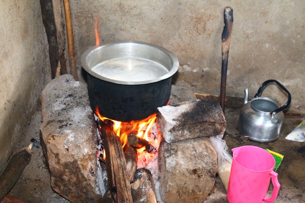 Smokeless stoves saving lives in 1,250 households