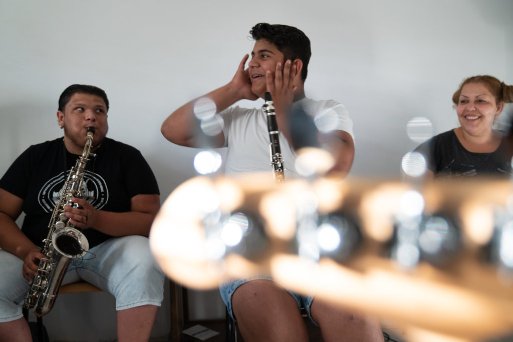 Support Roma Pupils Playing Music Instruments - MK