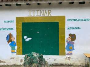 Itinar School front door