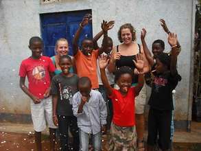 Sabrina an intern with the children at PPDR