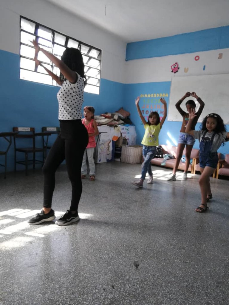 LAI goes to the Community