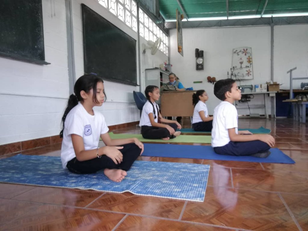 LAI goes to the Community