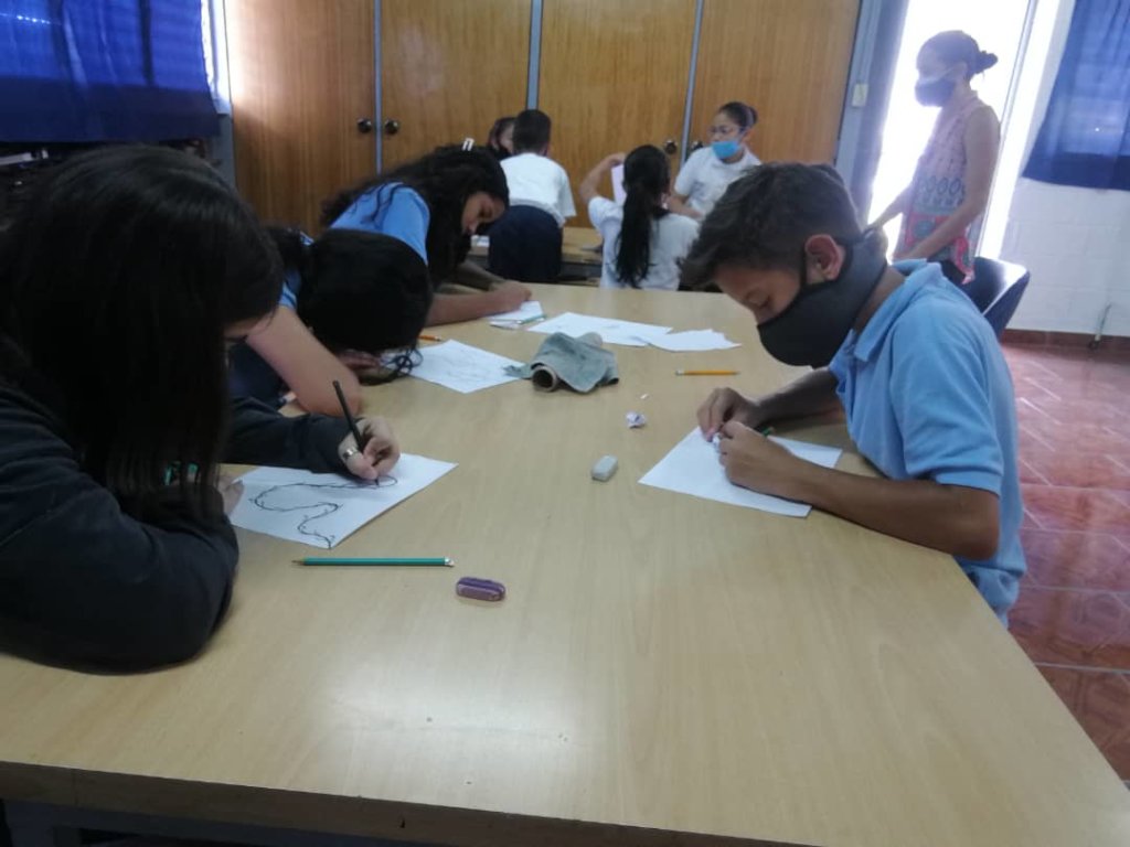 LAI goes to the Community