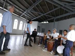 Percussion class in Corazon de Maria