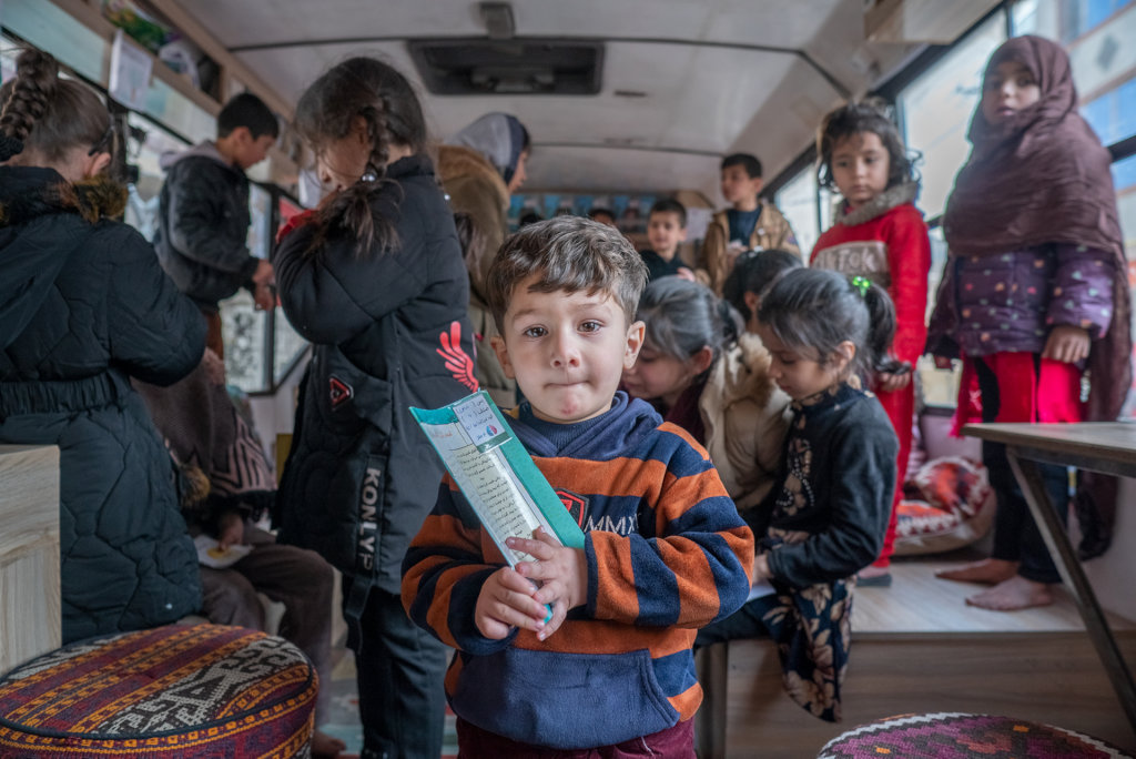 Support Mobile Libraries Reach Children of Kabul