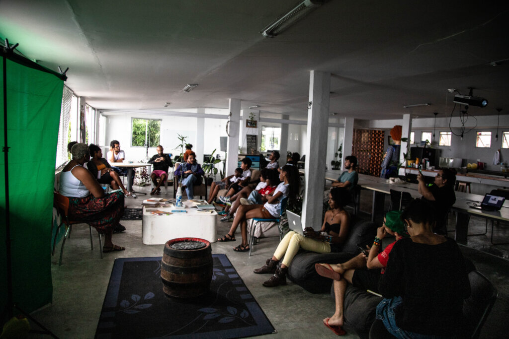 Empower Rio's Slums: Hub for Social Innovation