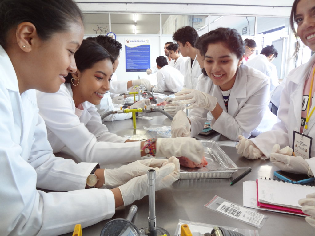 Support the future minds in Mexico