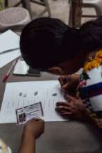 Signature of evidence of receiving the health card