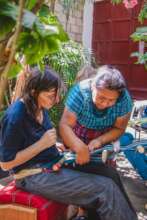 A day of weaving classes in Cojolya