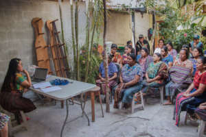 talks with craftswomen about health problems