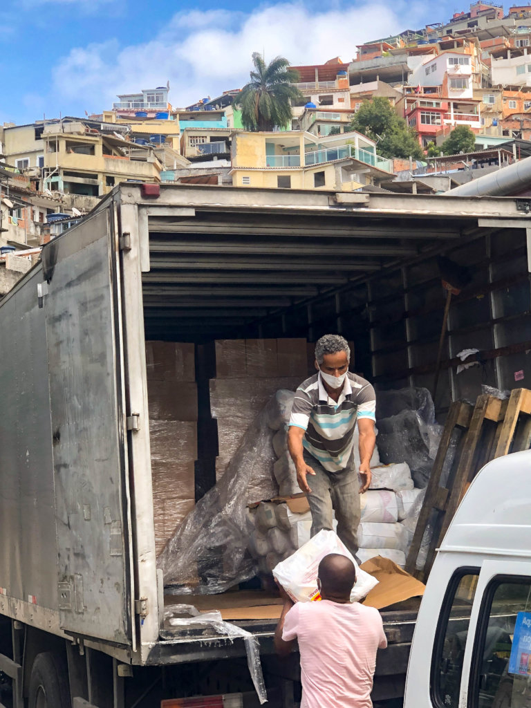 Support a Collective of Vidigal slum NGOs