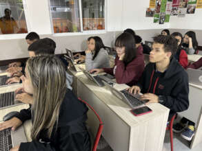 Digital classes at Arca do Crescer