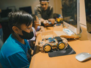 Coding and Robotics at Begawan's Learning
