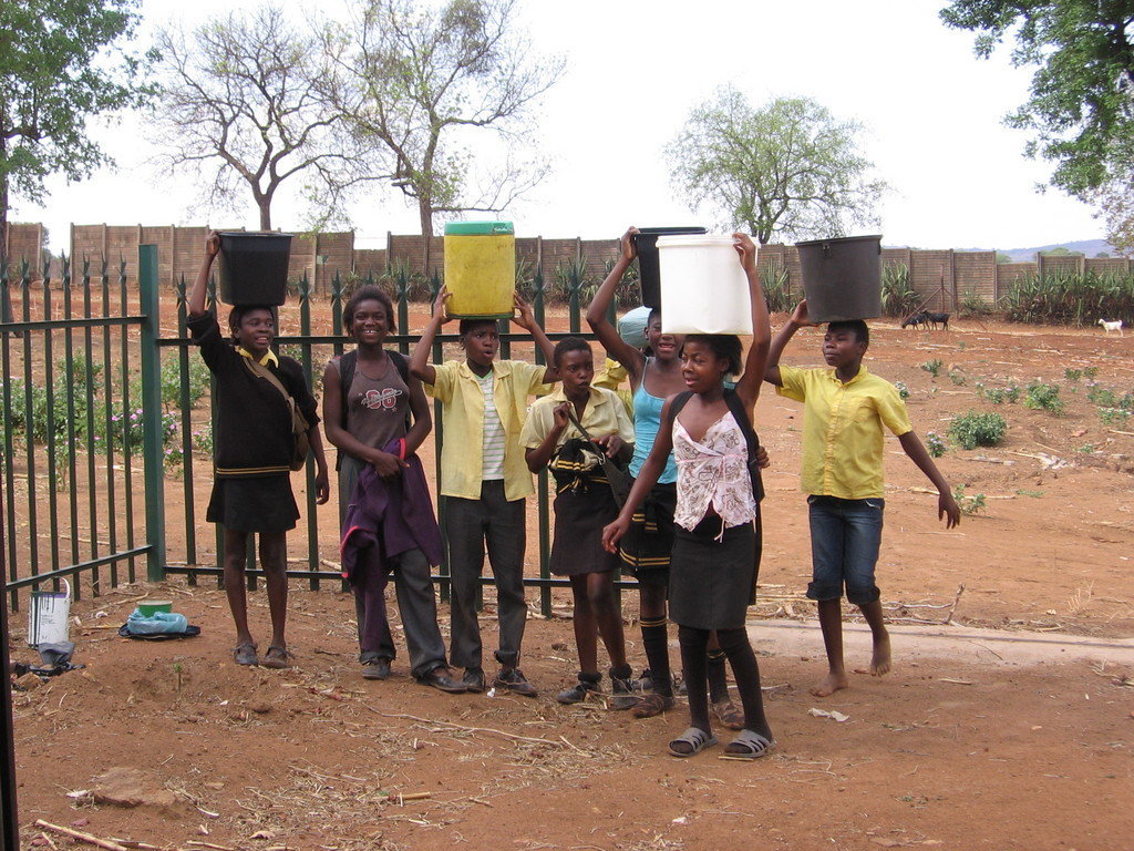 Empower 252 vulnerable children in Ramotshinyadi