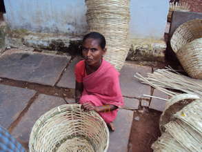100 Poor Indian Widows Livelihood by Baskets Work
