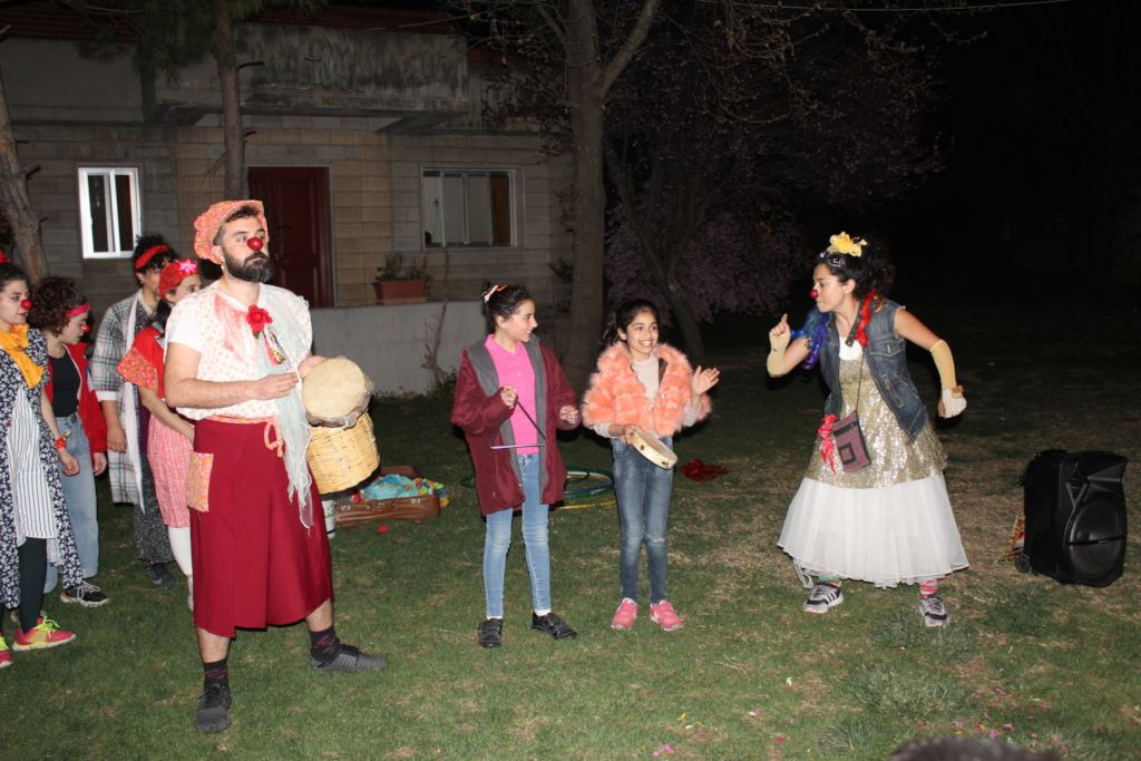 Relief through art and laughter in Lebanon