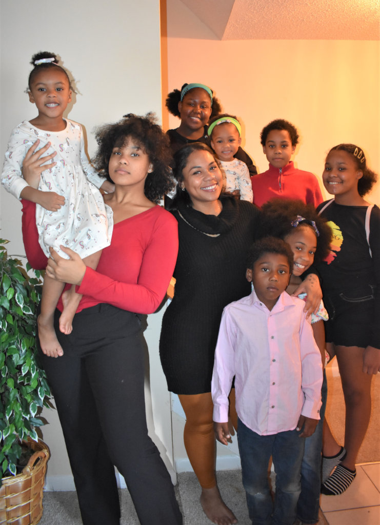Help a Single Atlanta Mother Clothe Her 8 Kids