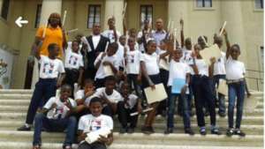 Music Classes and Solidarity Support in Haina DR