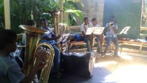 Music Classes and Solidarity Support in Haina DR