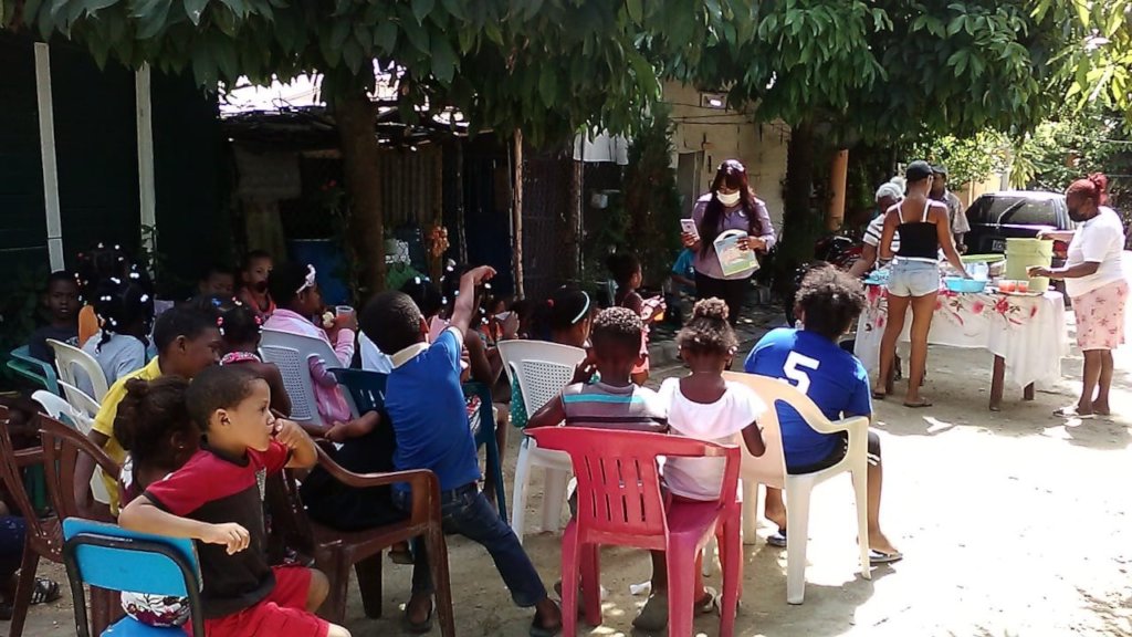 Help us prevent teenage pregnancy in DR