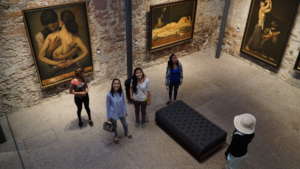 Visiting an art gallery
