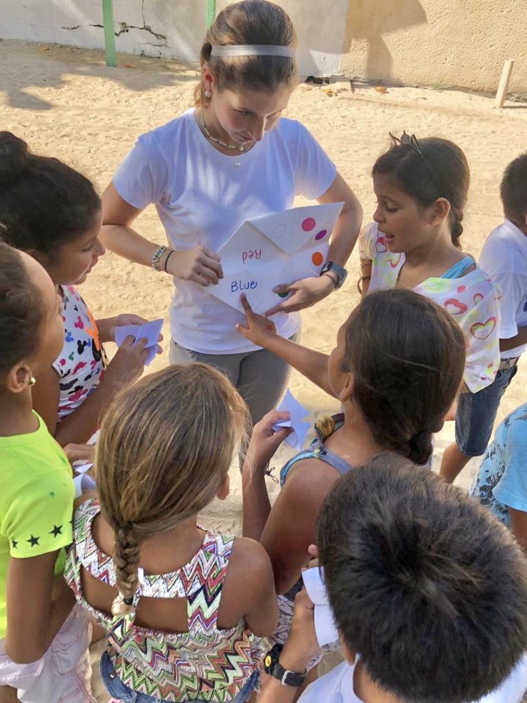 E-VEN : Evening the educational gap in Venezuela