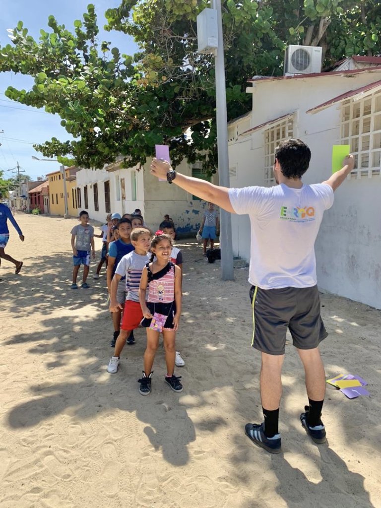 E-VEN : Evening the educational gap in Venezuela