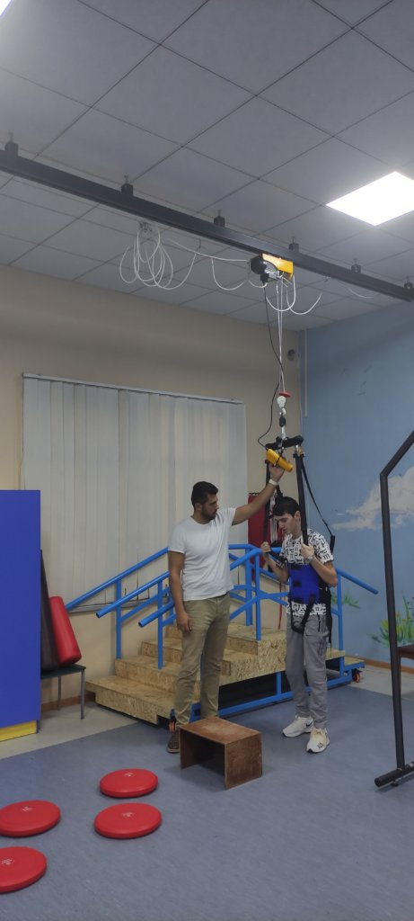 Help wounded soldiers and refugees (Karabakh war)