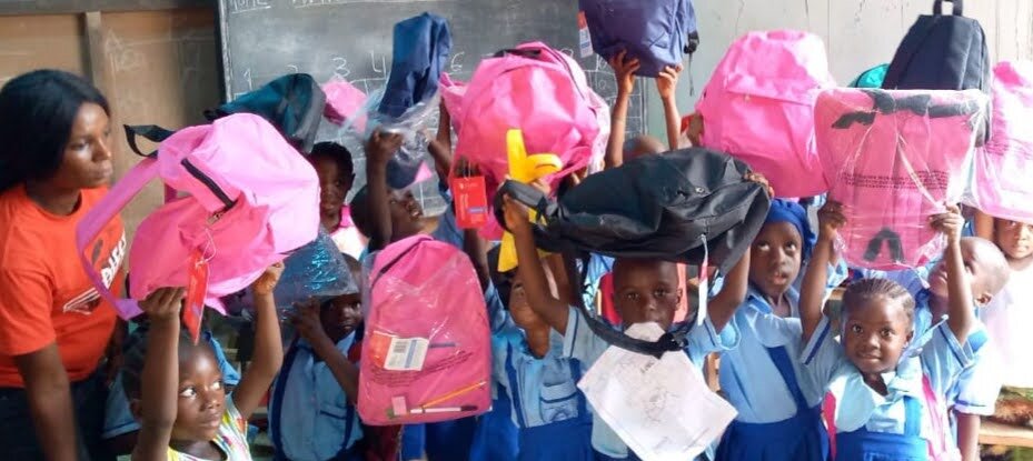 Give School Supplies To 600 Disadvantaged Students