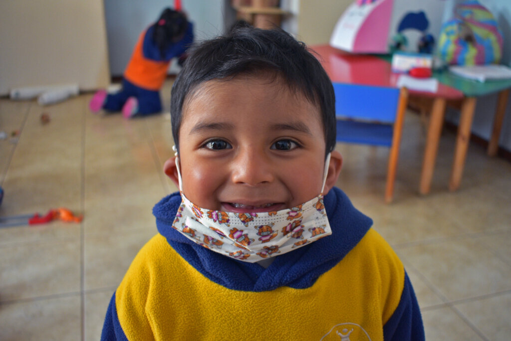 Educate and empower 200 kids at-risk in Ecuador