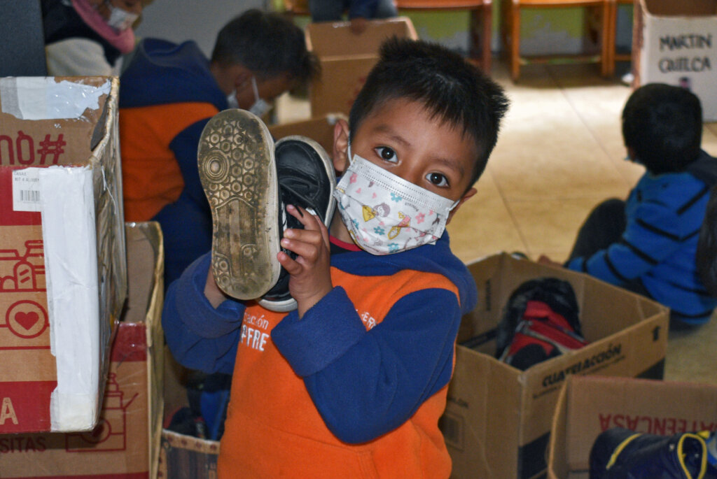 Educate and empower 200 kids at-risk in Ecuador