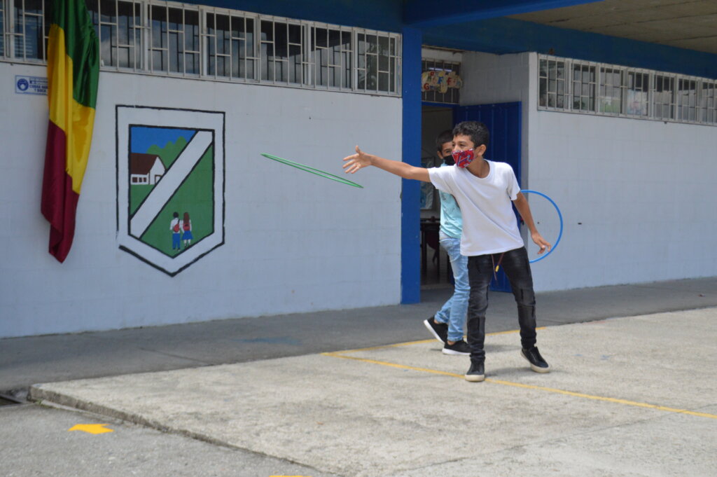 Students in Calarca want to continue studying.