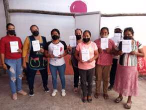 The Mariposas Community Savings Group members