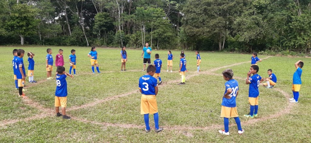 EDUCATION & SPORTS FOR KIDS IN COLOMBIAN WAR ZONE