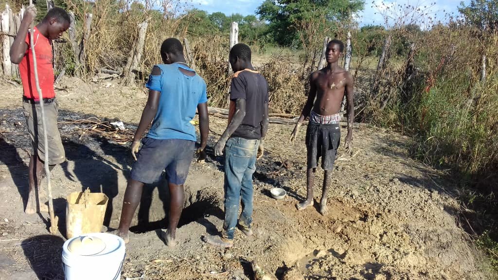 Market Gardens for 40 starving Families in Kabuba.