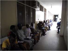 patients waiting for cataract surgery