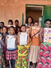 More girls with kits