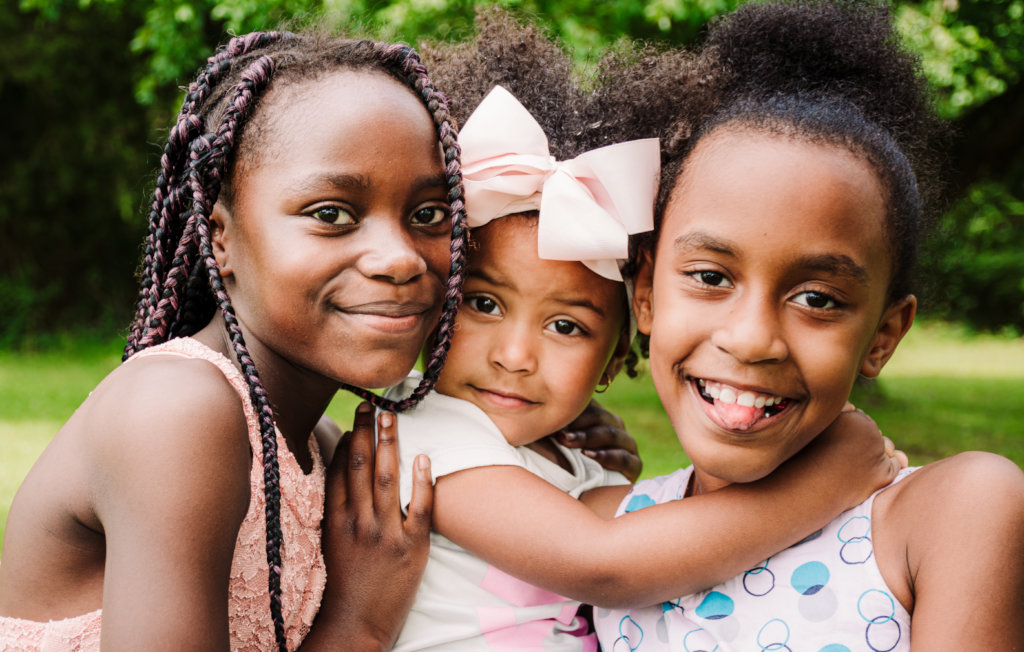 Free Family Photos for Refugees/Disaster Survivors