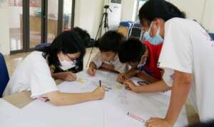Children painted "the river of time" picture