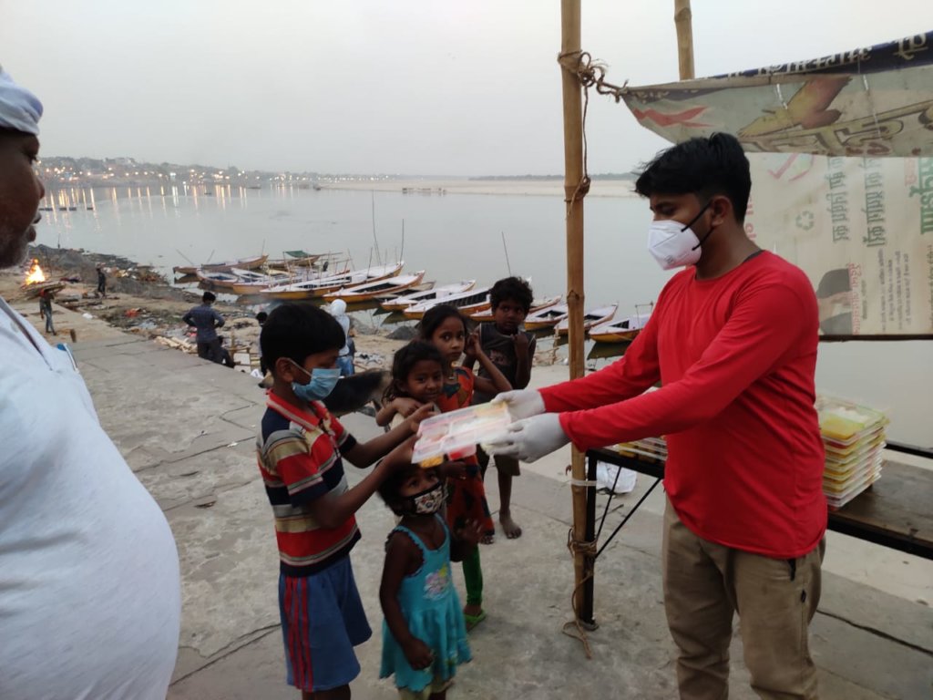 Free meals to children at Crematorium