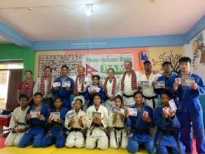 Judoka presented with Token of Love/Appreciation
