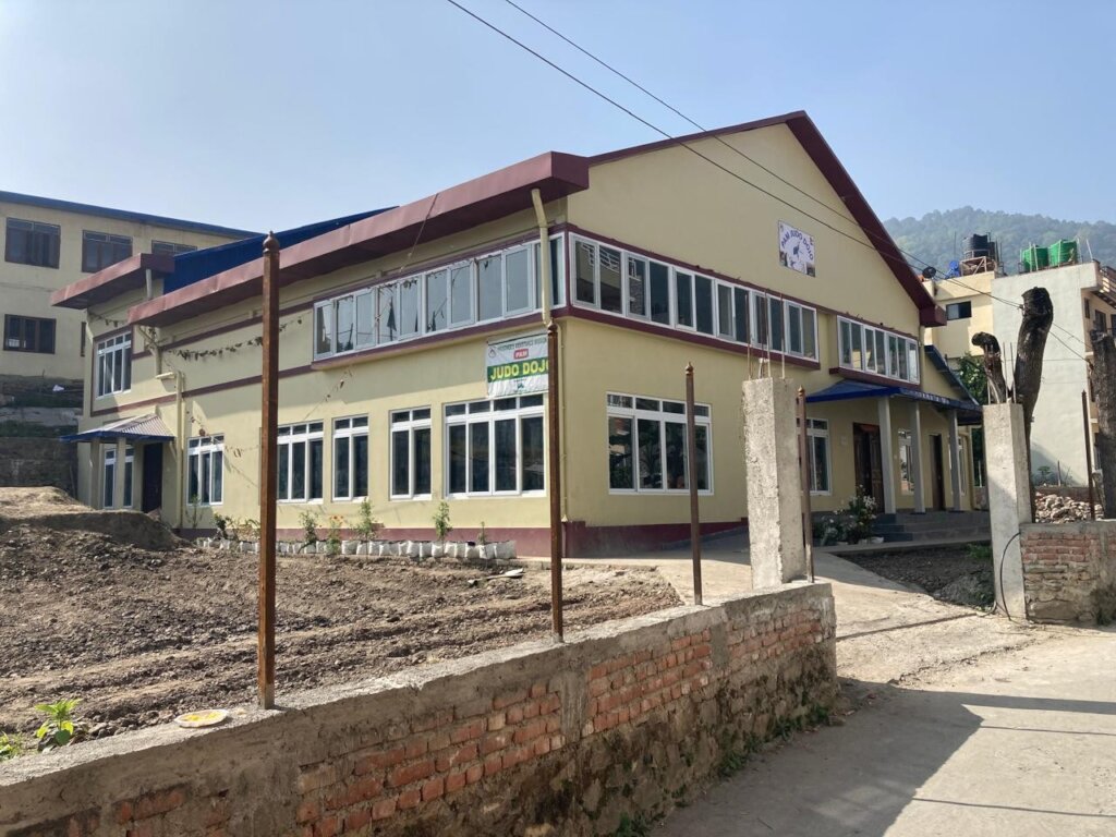 Community Centre copleted with Wall by Municipalit