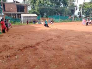 Girls frisbee practice
