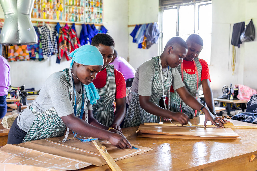 Support 10 girls to start reusable pads project